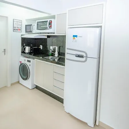 Camila Bombinhas Exterior photo
